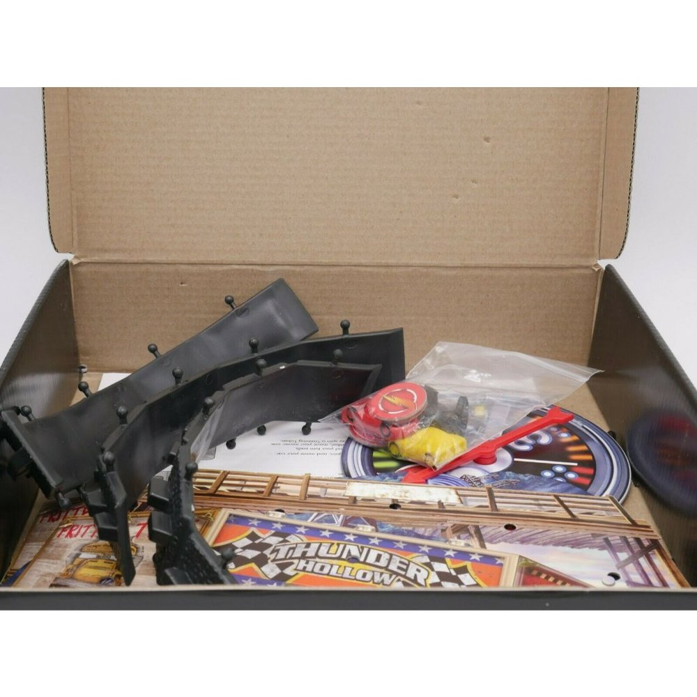 Spin Master Games - Cars 3 - Risky Raceway - Board Game - Picture 3 of 4